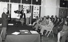 Fotografia  czarno-biała (odbitka)   z zakończenia konkursu na - "Najciekawsze Wydarzenie Mu...